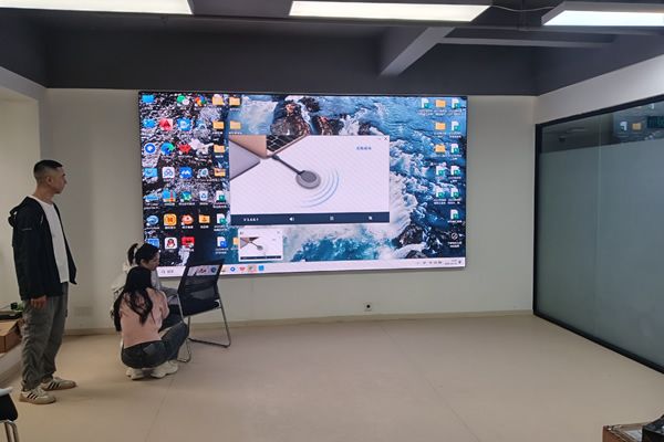 會(huì)議室LED顯示屏尺寸多大合適？